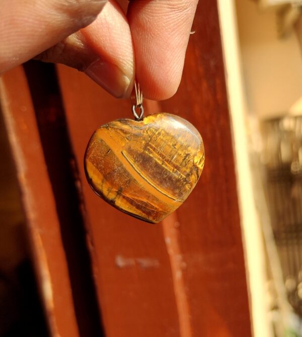 Natural tiger eye heart pendant